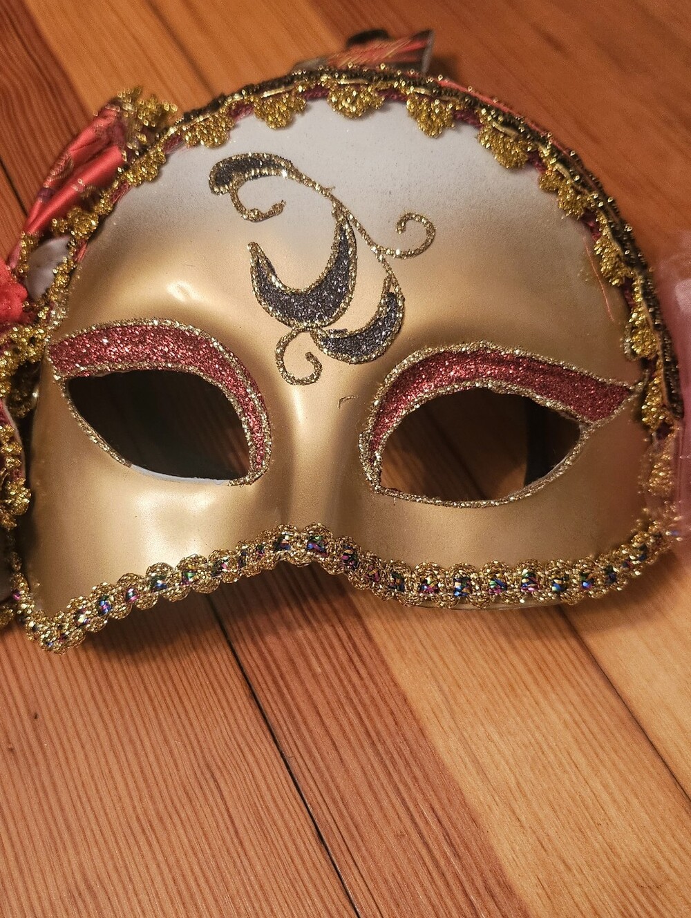 Halloween Decorative Gold Venetian Masquerade Eye Mask For Adults